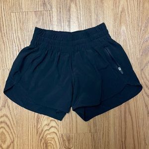 Tracker Short V
